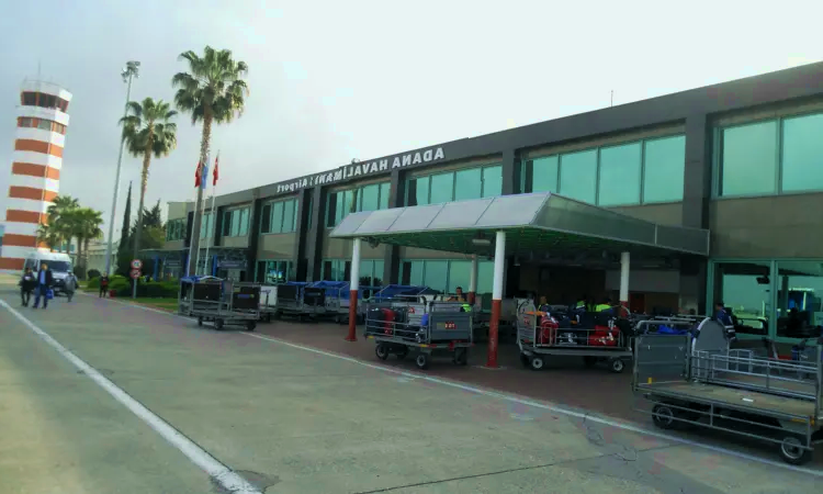 Lotnisko Adana Şakirpaşa
