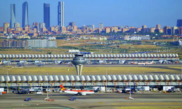 Lotnisko Adolfo Suárez Madryt–Barajas