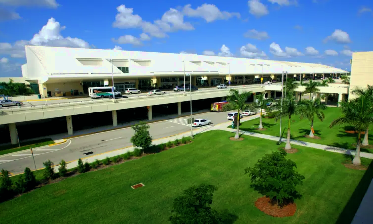 Międzynarodowe lotnisko na południowo-zachodniej Florydzie